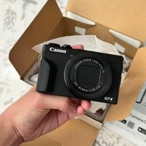 Canon Black G7X Mark III Digital Camera Inside Box